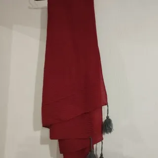 شال قرمز
