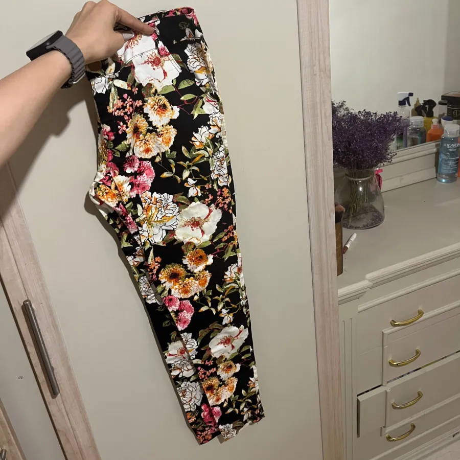 شلوار گلگلی ?