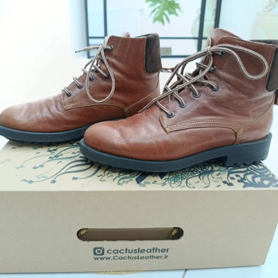 نیم بوت دخترانه و زنانه