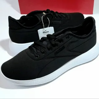 کتونی مردانه ریباک مشکی