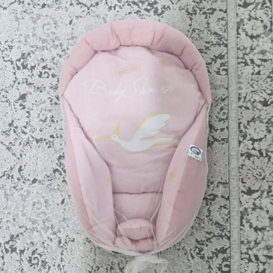 آغوشی سوییسی و بالش فرم د