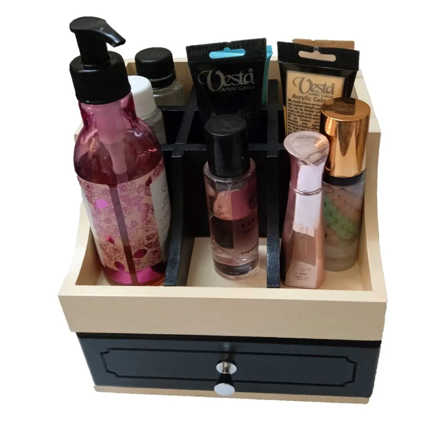 نظم دهنده لوازم آرایشی