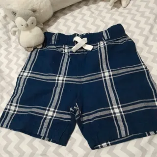 شلوارک بچگانه