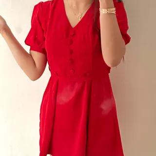 لباس عروسکی