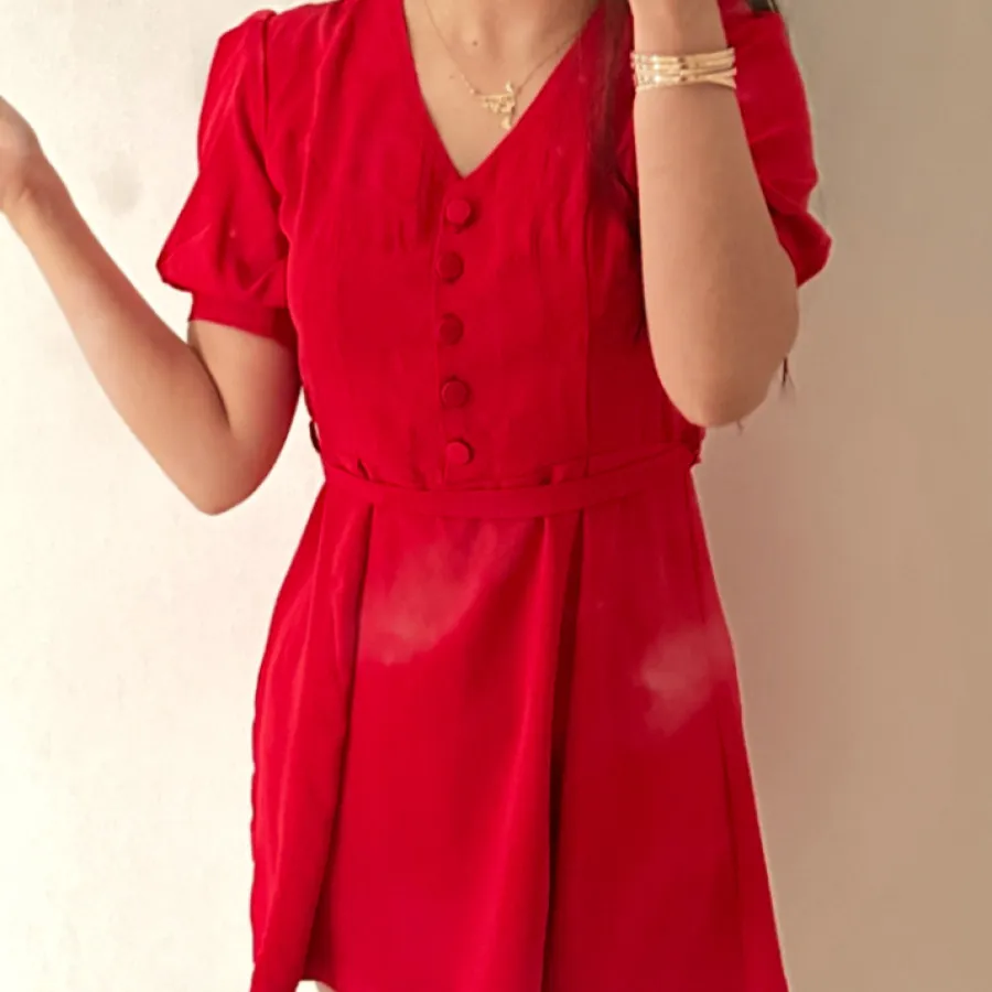 لباس عروسکی