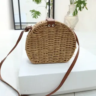 کیف حصیری دکمه دار