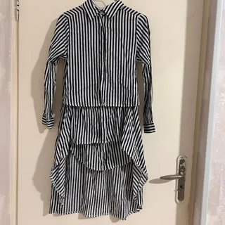 پیراهن نخی سورمه‌ای سفید