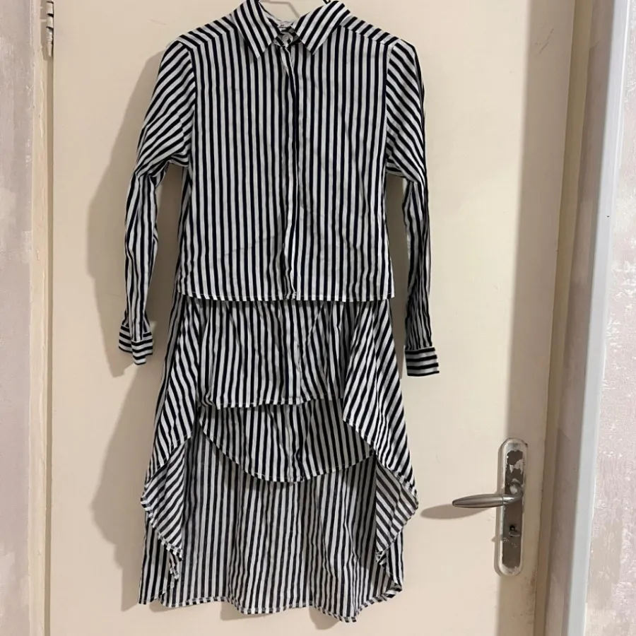 پیراهن نخی سورمهای سفید