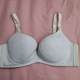 سوتین زنانه