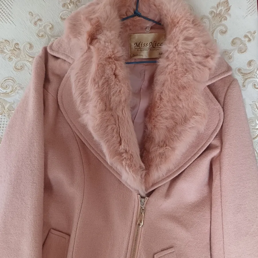 پالتو کوتاه صورتی کمرنگ