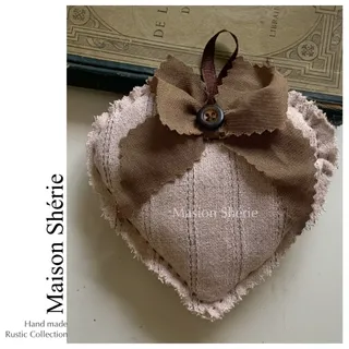 اویز روستیک قلب