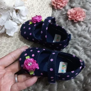 پاپوش نوزادی