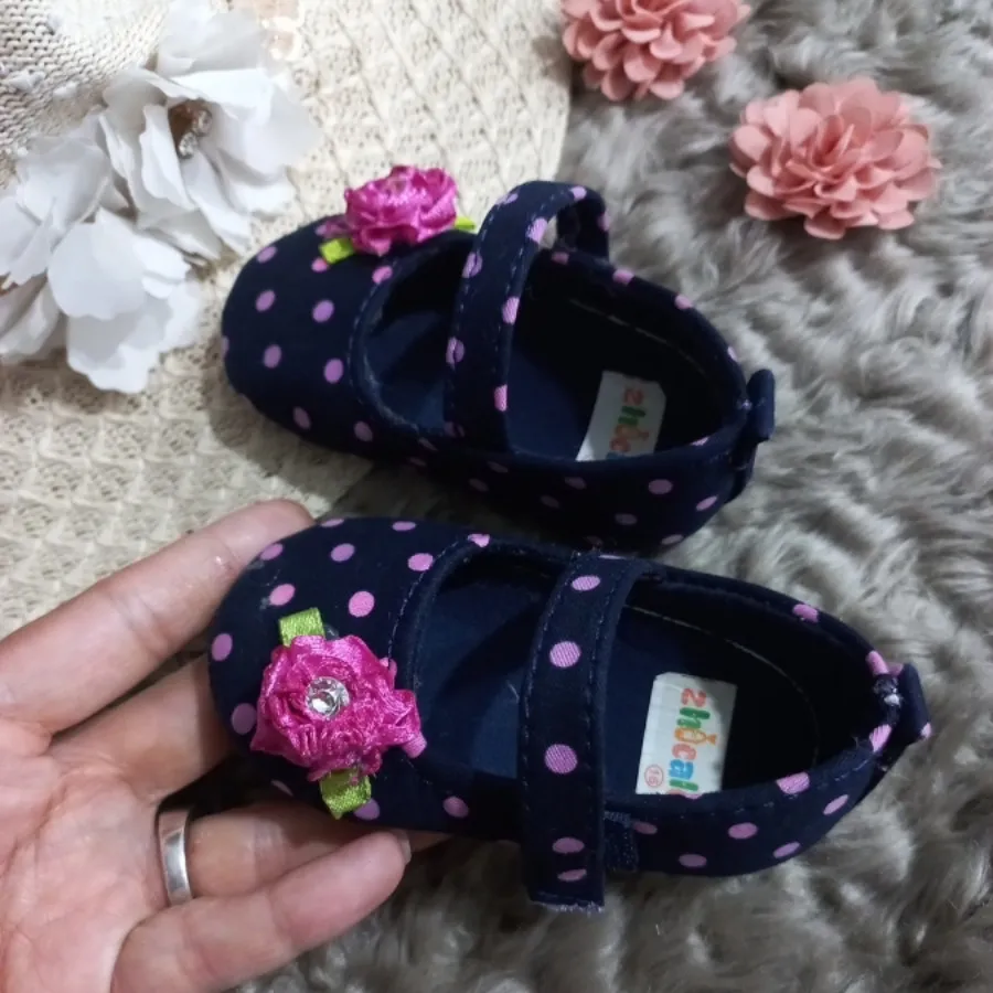 پاپوش نوزادی