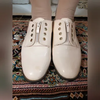 کفس ورنی خارجی