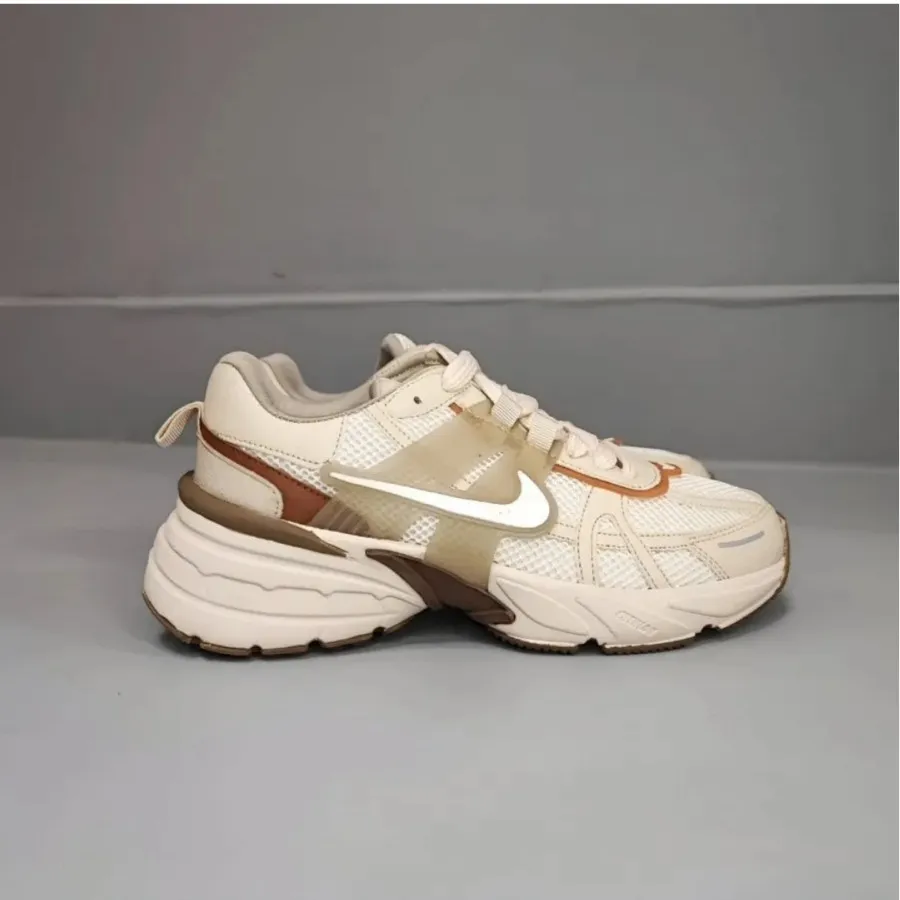 کتونی نایک موکا