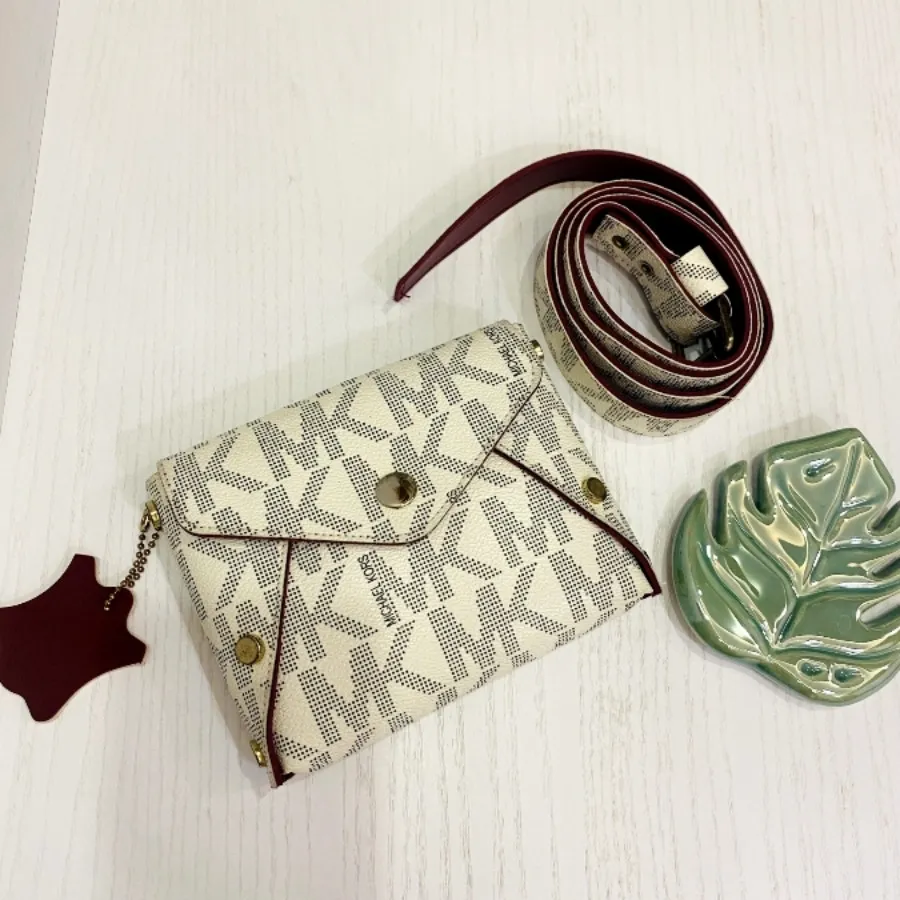 کیف کمری یا کراس بادی چرم