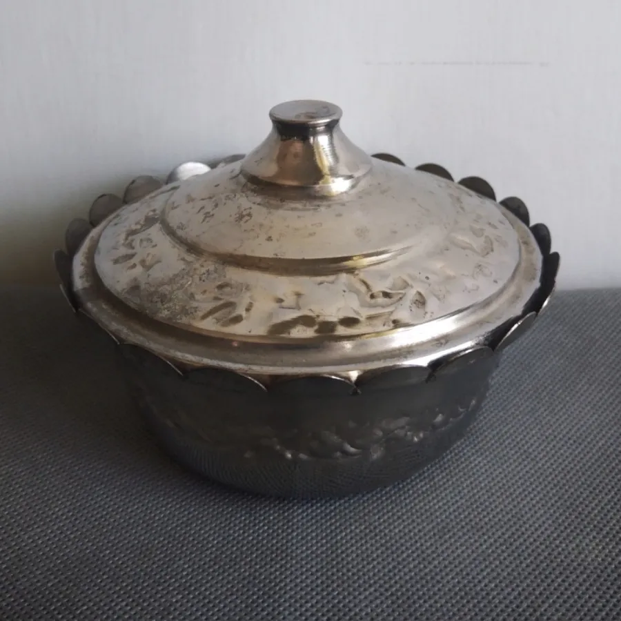 قندان  برنجی قدیمی