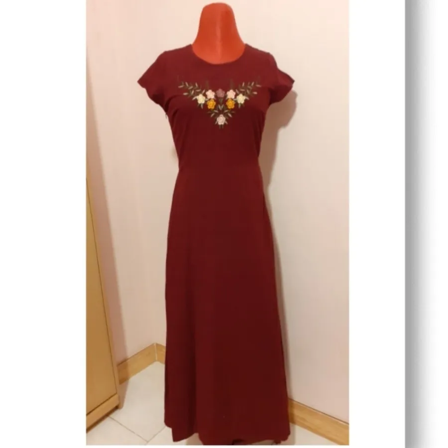 پیراهن لینن گلدوزی شده