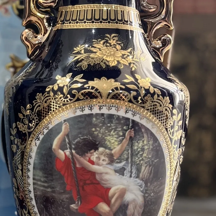 گلدان لیلی و مجنون