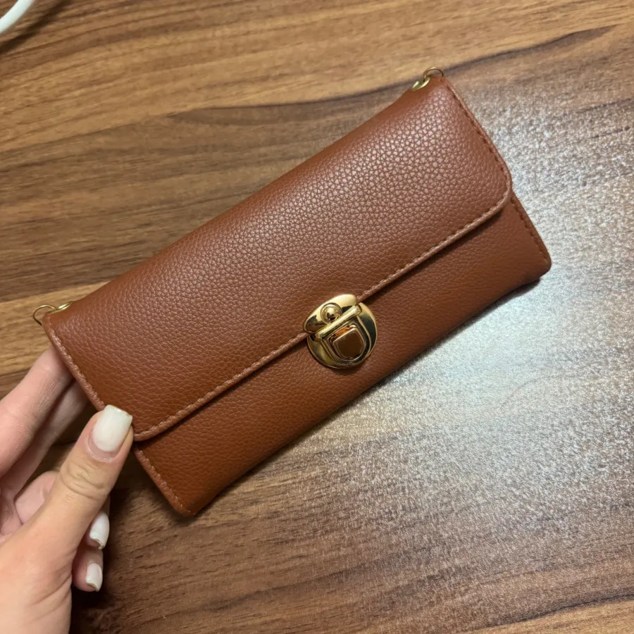 کیف پول و جاکارتی دفکتو