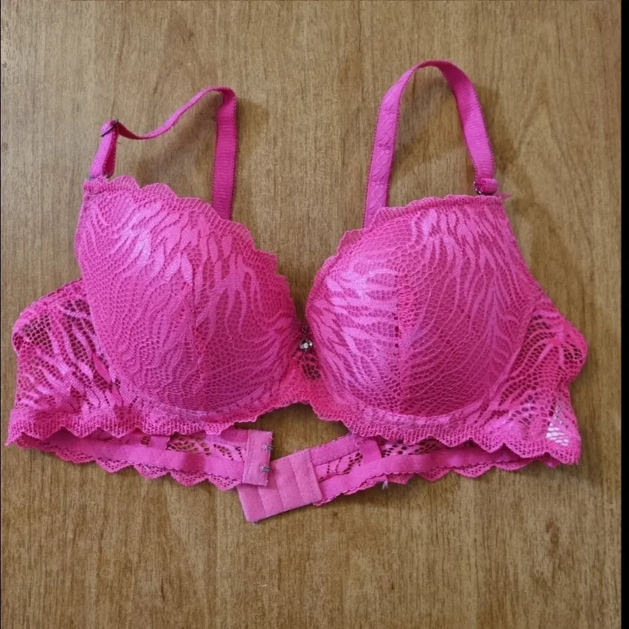 سوتین برند vee vee