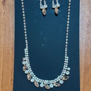 ست گردنبند و گوشواره