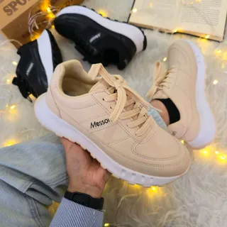 کتونی زنانه مدل لوریا