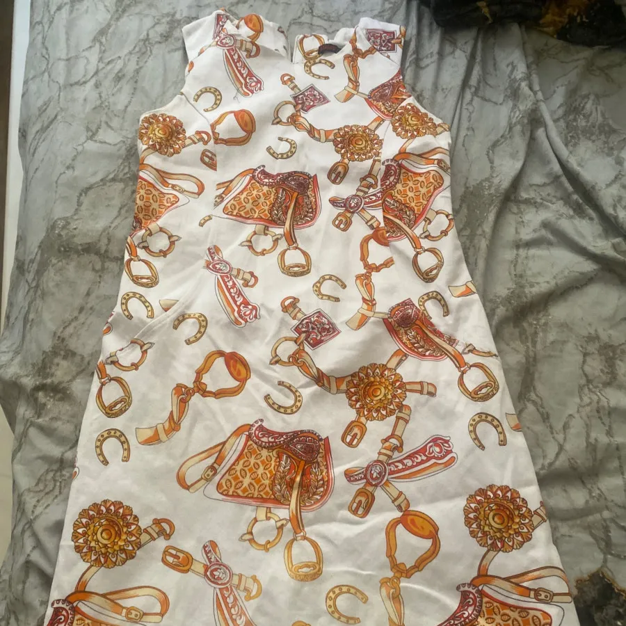 پیراهن آستردار