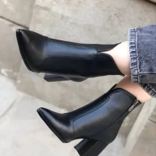 نیم بوت حراج