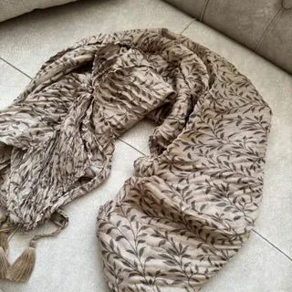 شال برگی نسکافه ای