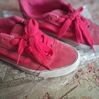 کتونی ونس صورتی