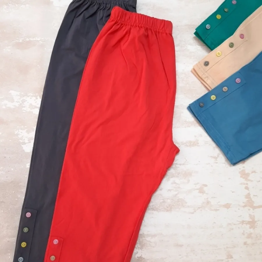 شلوارک دکمه دار