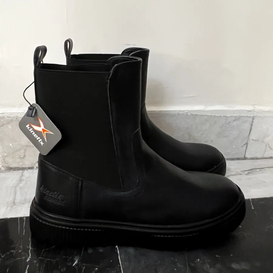 بوت  ترک برند کینتیکس