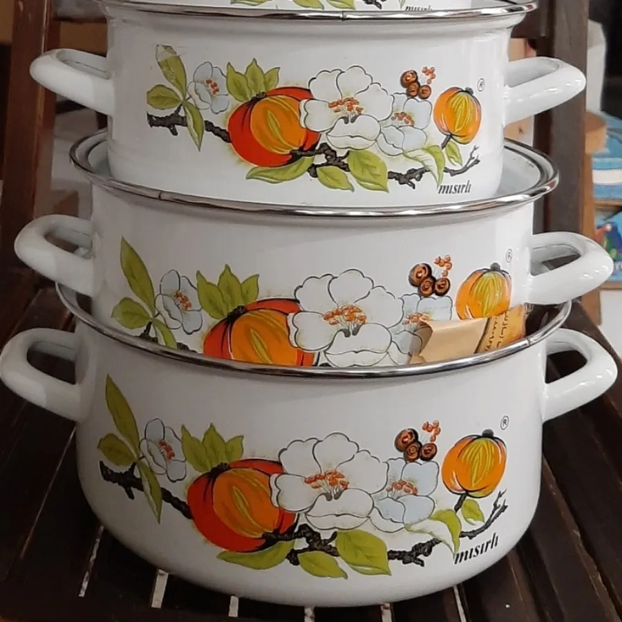 قابلمه لعابی اصل کره