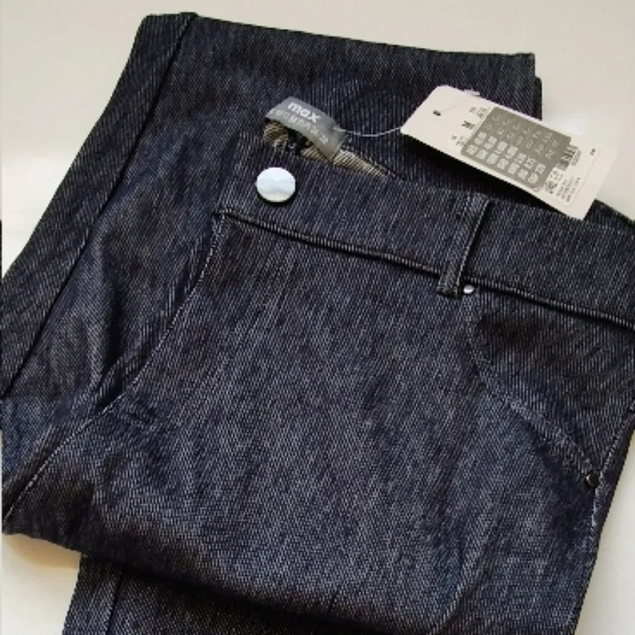 لگ طرح جین max