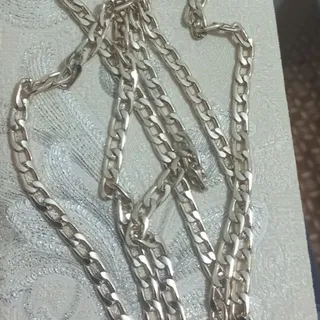 زنجیر بلند گردنی