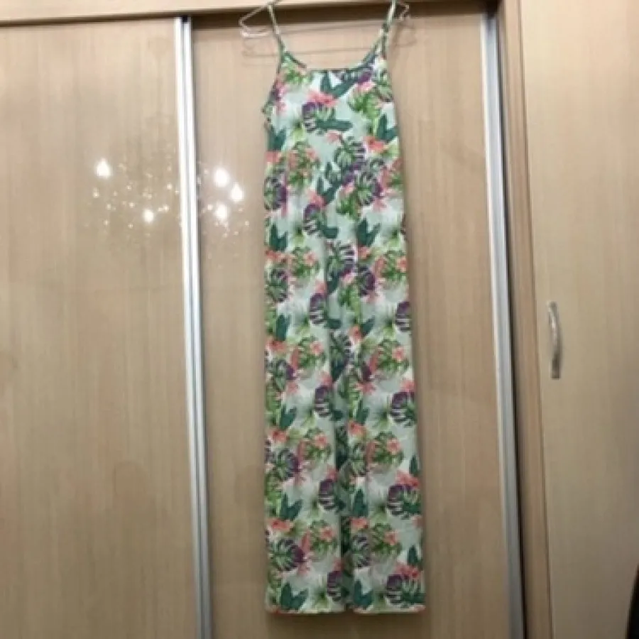 پیراهن ساحلی