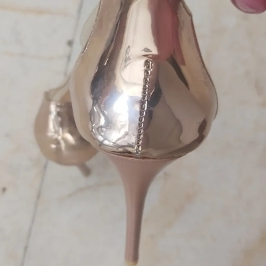 کفش پاشنه بلند شیشه ای