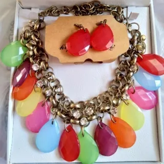 گردنبند و گوشواره رنگی
