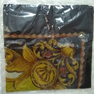 روسری حریر طرحدار