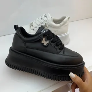 کتونی لژدار بند پروانه ای