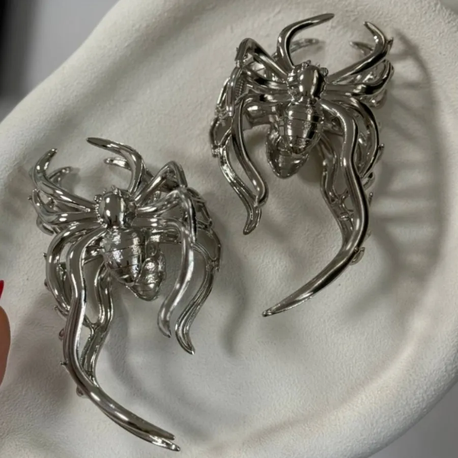 کلیپس عنکبوتی