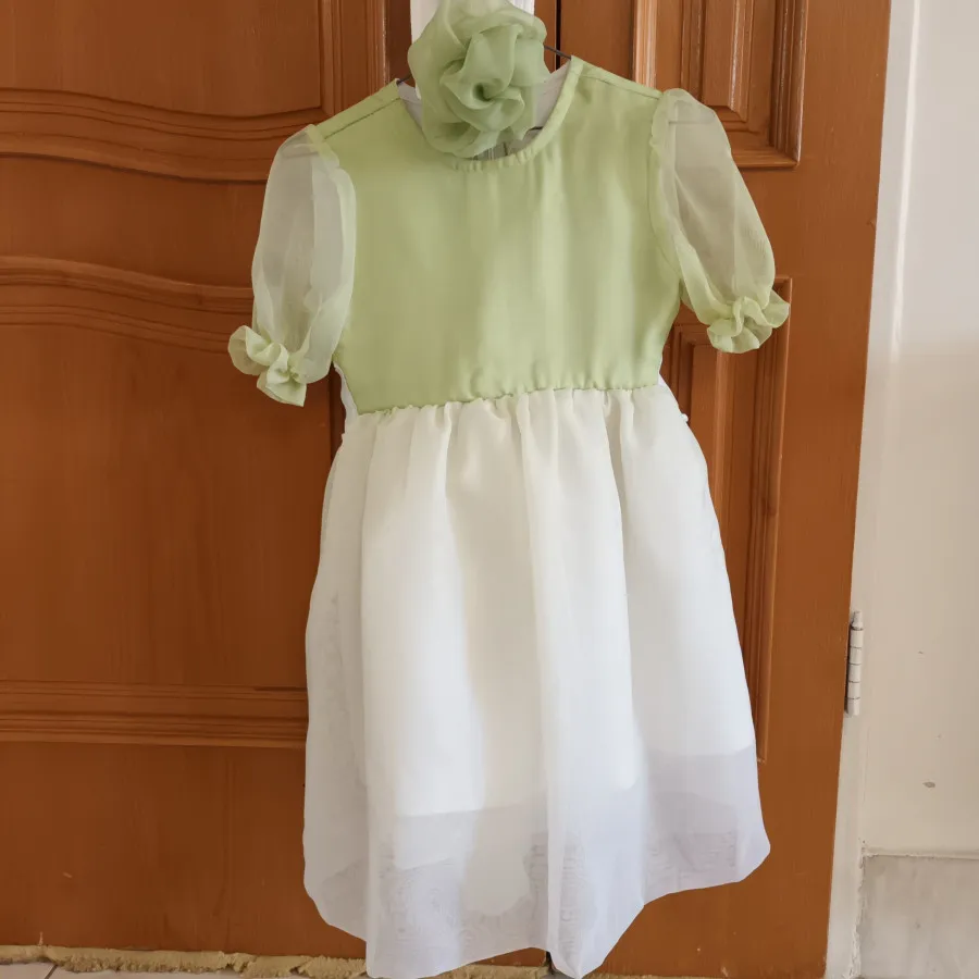 پیراهن دخترانه