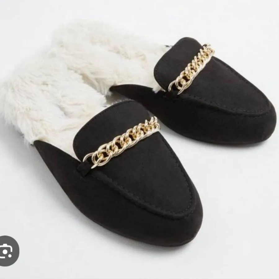 لوفر torrid سایز 41/42