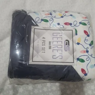 ست ملافه وروبالشی