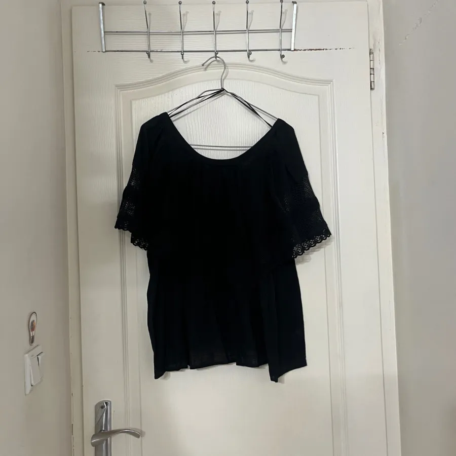 بلوز مشکی زنانه