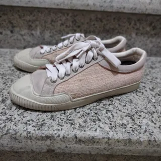 کفش پارچه ای