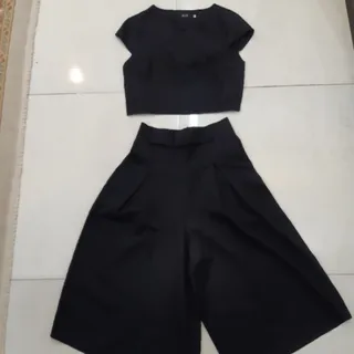 ست کراپ و دامن شلواری