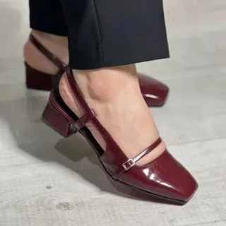 کالج/ بابت عروسکی