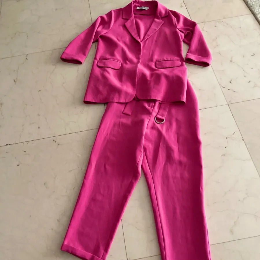 کت شلوار زنانه